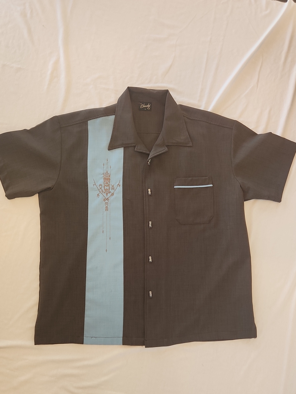🗿Steady Men's Sz L Short-Sleeve Cuban Shirt with Light Blue Tiki Panel